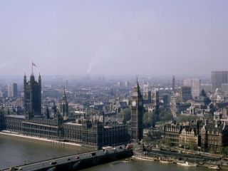Irán amenaza al Reino Unido y pone en la mira a la familia real