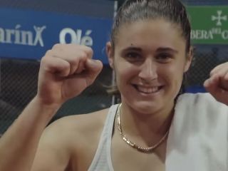 Julia Riera, este lunes a todo o nada frente a Beatriz Haddad Maia
