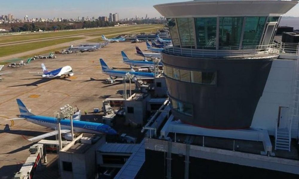 Se levantó el paro de controladores aéreos