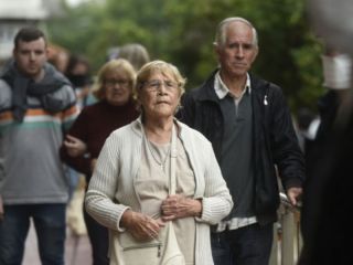 Anunciaron un aumento del 30% para jubilados bonaerenses que cobran el haber mnimo
