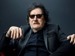 Charly Garca con pronstico reservado por una quemadura en su pierna