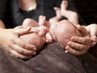 Ciruga fetal indita en Argentina: Salvaron a una madre y sus gemelos