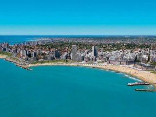 Vacaciones en Mar del Plata: Una semana puede costar hasta...