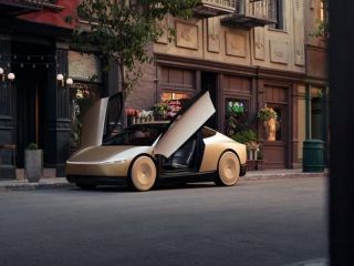 Autonomía total: El primer auto de Tesla que llegó solo a su dueño