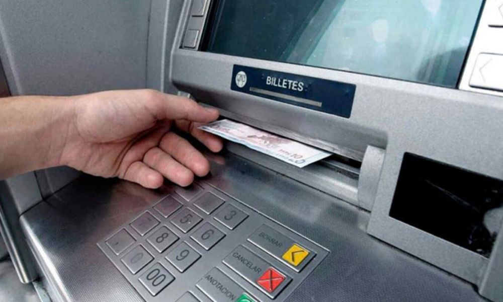 Empresas ajustan salarios 2026