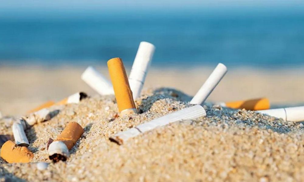 Buscan prohibir fumar en las playas de toda la provincia
