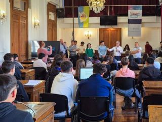 Juventud en acción: Estudiantes de Pergamino eligieron a sus representantes para el Parlamento Juvenil