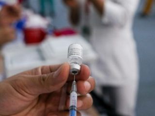 Coronavirus: Aplicarn una dosis de refuerzo al personal de salud y a los mayores de 70 aos