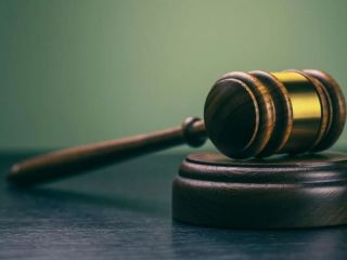 Rectificación pública en causa por injurias