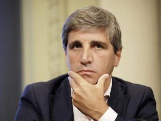 Caputo aclara su dicho: La gente va a tener que vender los dlares para pagar los impuestos
