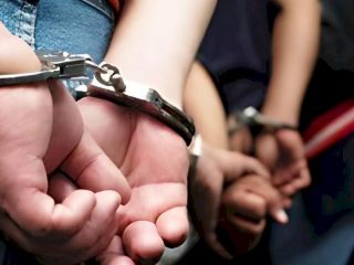 Desbaratan banda dedicada al robo de motos y venta de drogas en Pergamino