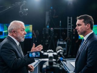 Brasil define su futuro entre Lula y Flávio Bolsonaro