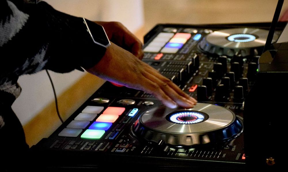 Gobierno elimina pago a SADAIC en eventos privados