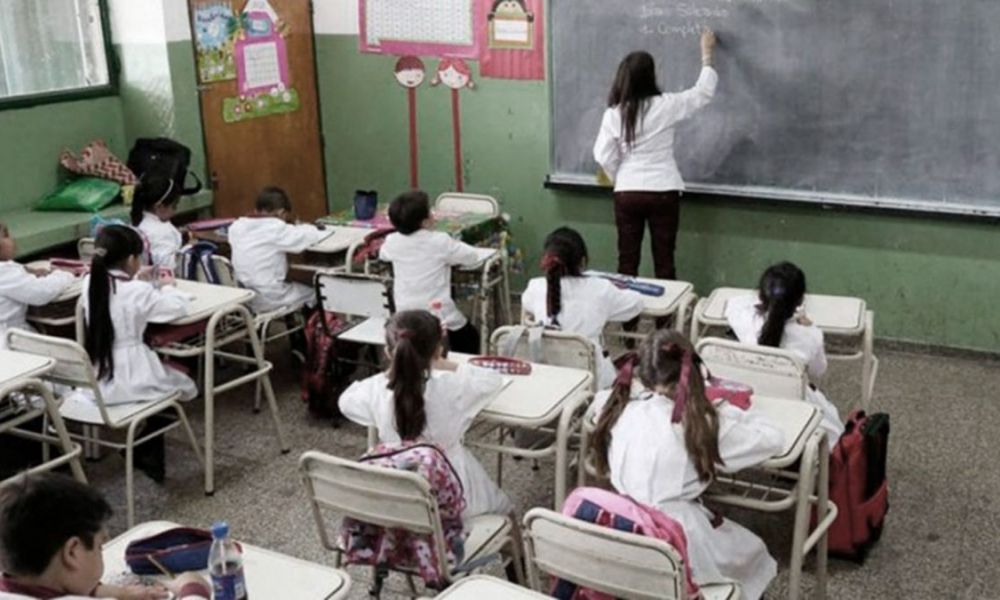 Escuelas pasarán a tener jornada completa