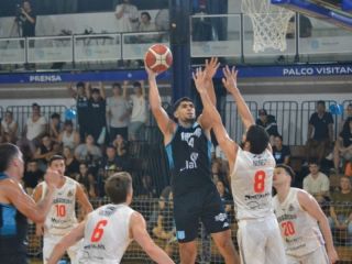 Pergamino Bsquet sufri, pero avanz con autoridad en Avellaneda