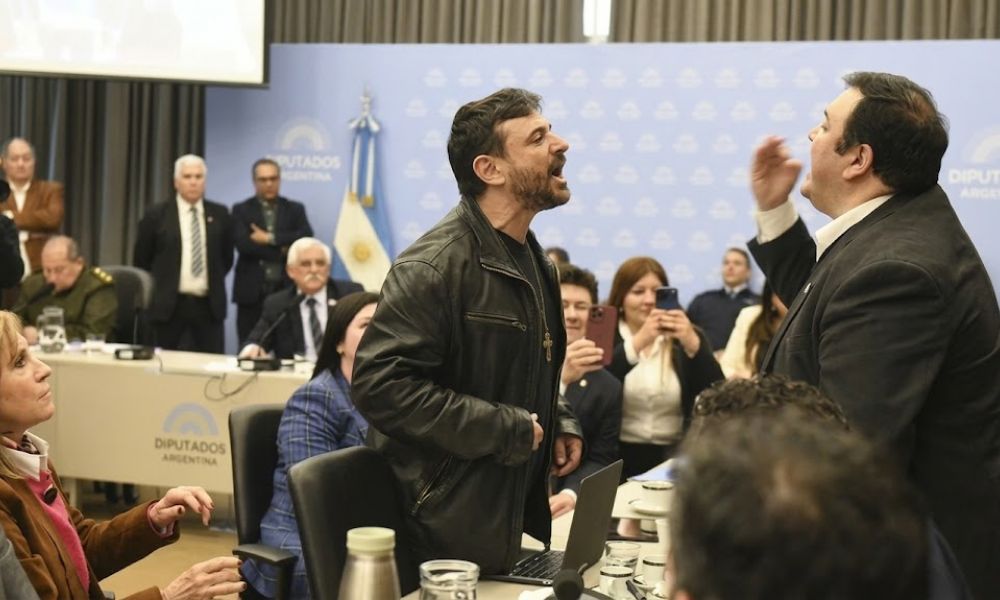 Proponen suspender la dieta a los diputados que insulten