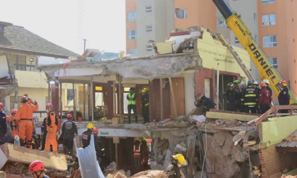 Continúa intensa búsqueda de sobrevivientes en hotel