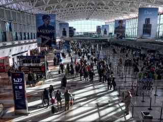 Unos 200 mil turistas extranjeros ingresarn antes de fin ao y dejarn cerca de US$50 millones