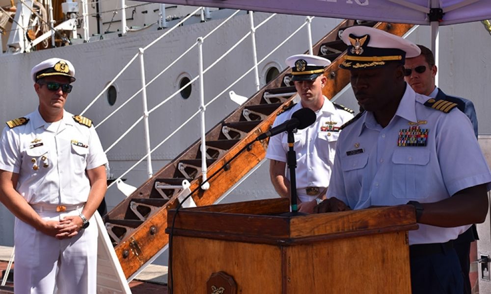 La fragata ARA Libertad zarpa de Baltimore hacia Barbados