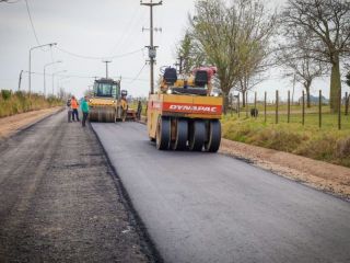 Comenz la etapa de pavimentacin de Miguel Can