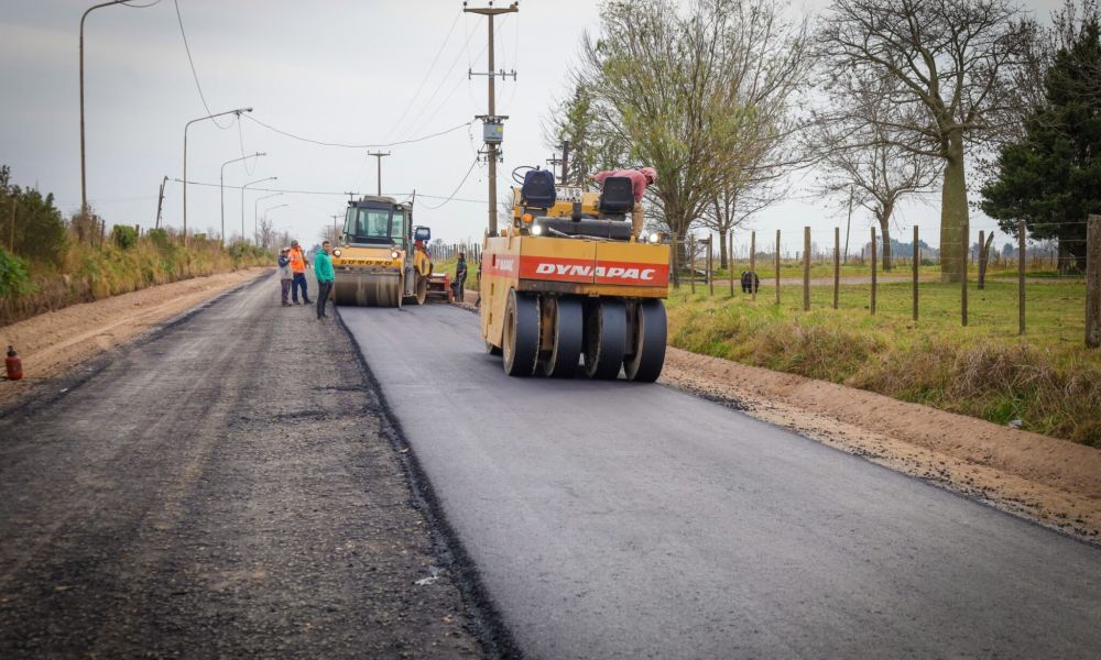 Comenzó la etapa de pavimentación de Miguel Cané