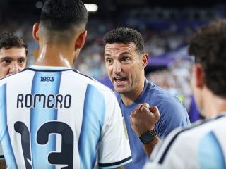Scaloni va por otra hazaña: Del alumno de De la Fuente al arquitecto de la era más gloriosa de Argentina