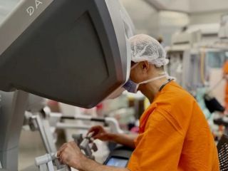 Hito en la medicina argentina: Realizaron el primer bypass cardíaco con robot