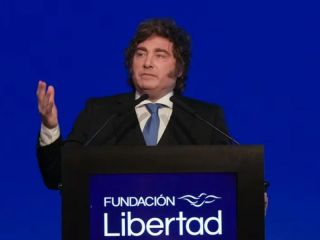 Milei redobló su discurso: Condena a la violencia, defensa del ajuste y duras críticas al kirchnerismo