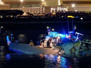 Tragedia area en Washington: un avin choc con un helicptero militar