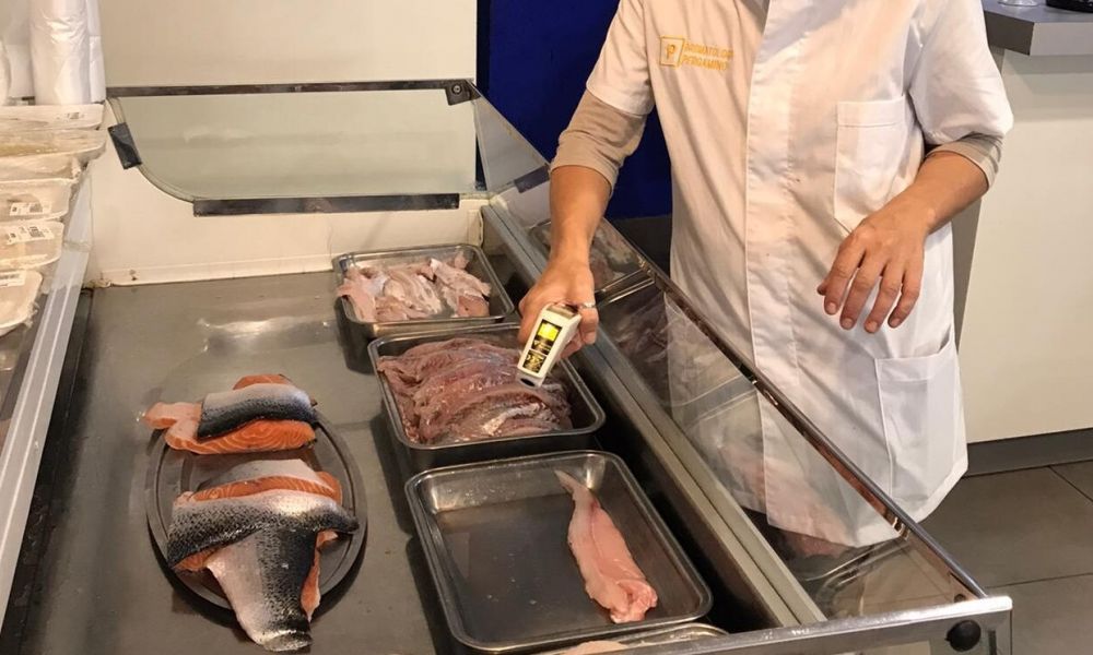 Intensifican controles en comercios