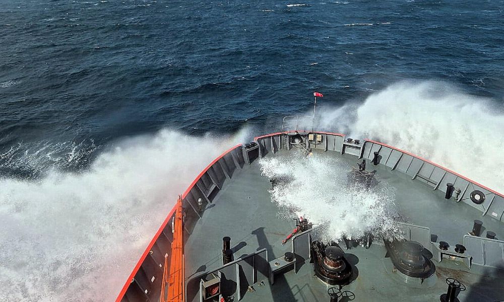 El ARA «Almirante Irízar» retoma su misión antártica