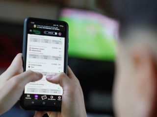 Alarma en Argentina: El juego online cautiva a adolescentes y dispara la ludopata familiar