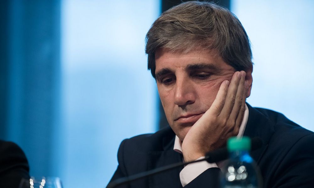 Bonos en rojo, dólar estable y tasas al 60%