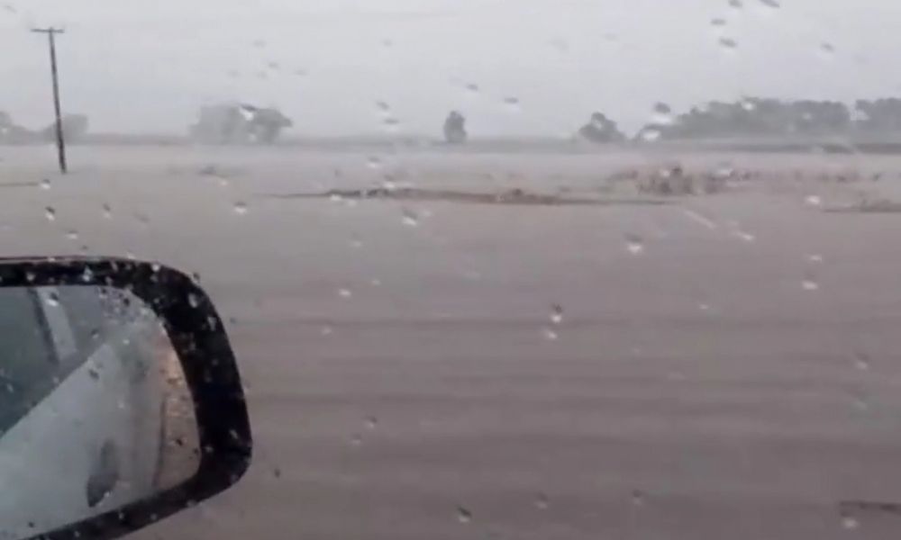 La Autopista en Capitán Sarmiento bajo el agua