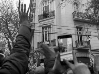 Vivir vallados: Los vecinos de Cristina, los verdaderos presos del barrio