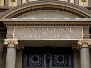El Banco Central baja la tasa de inters al 32%: Qu implica esta decisin?