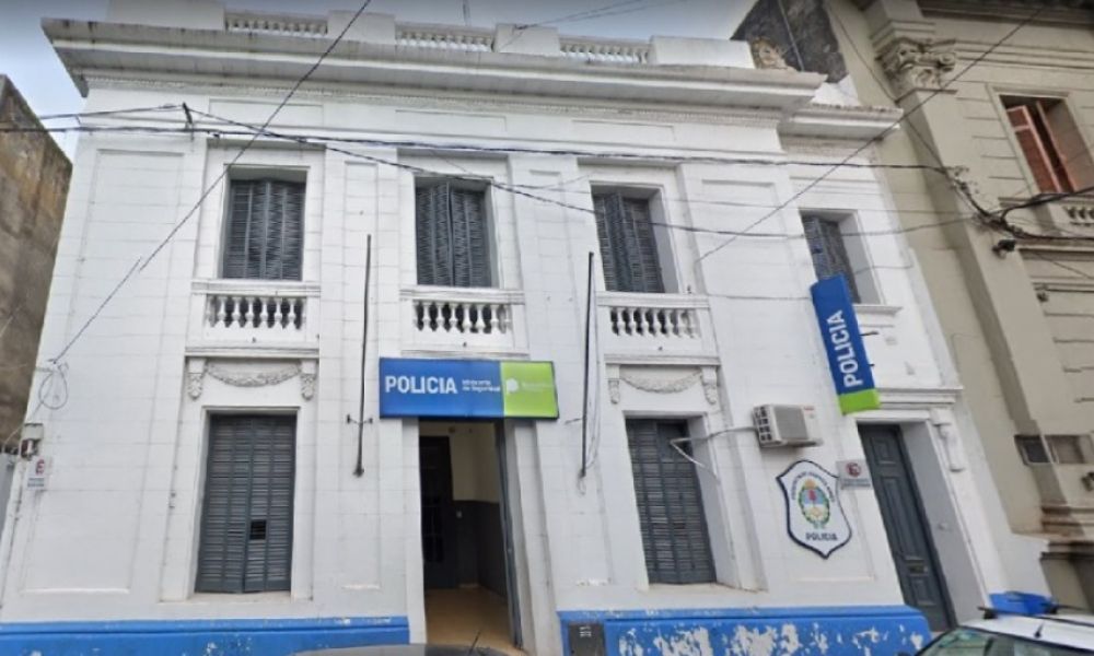 Una abogada fue golpeada por policías