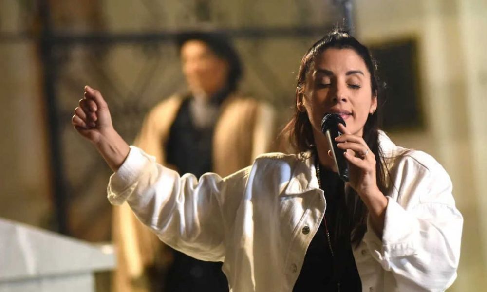 La Iglesia Católica rompe su vínculo con Leda