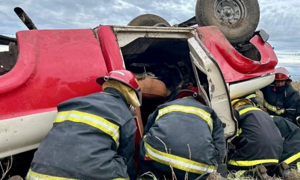 Tragedia en camino rural de Laprida