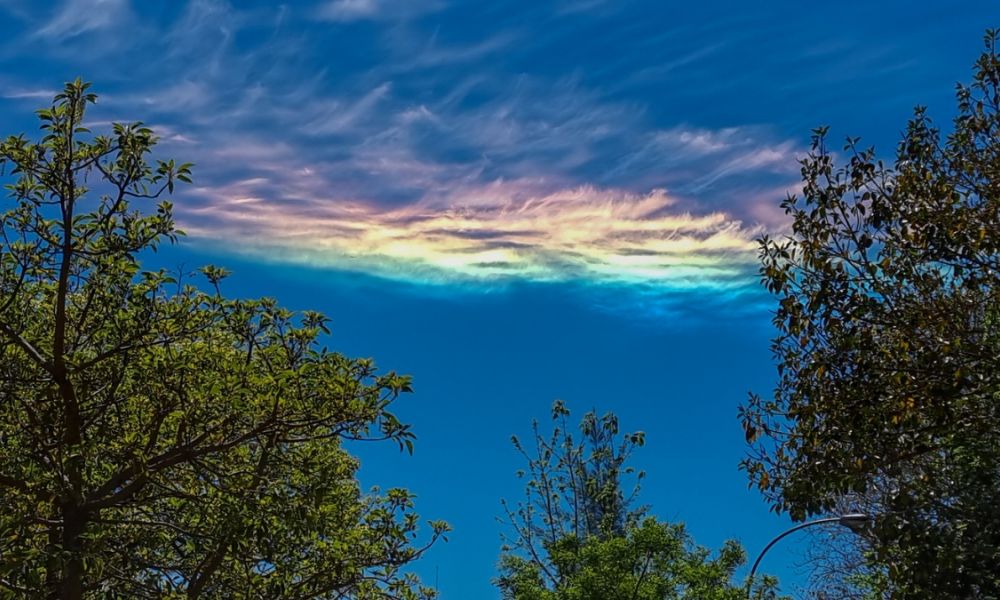 El misterio de la nube colorida