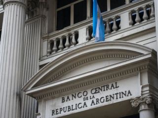 Profesionales podrn ingresar dlares sin tope anual