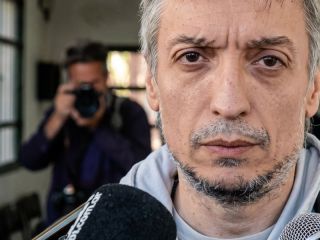 Máximo Kirchner fue demorado en San Luis por una camioneta vinculada a la causa Hotesur
