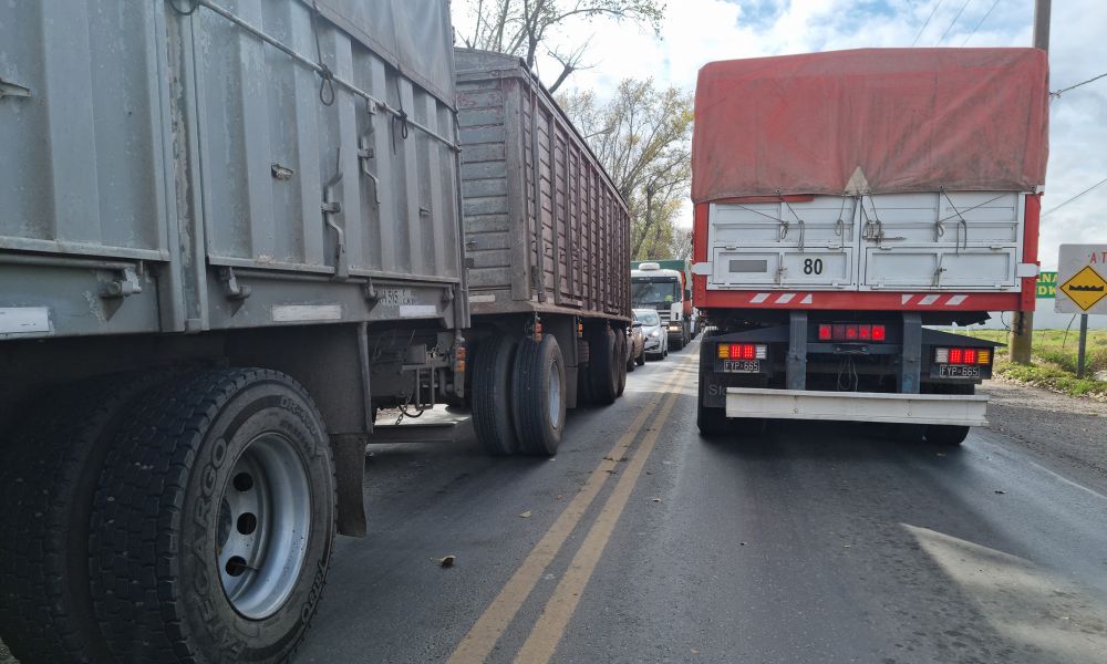 Atrapados en la Avenida Bucar