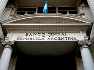 El Banco Central anticipa que el cepo cambiario se levantar pronto