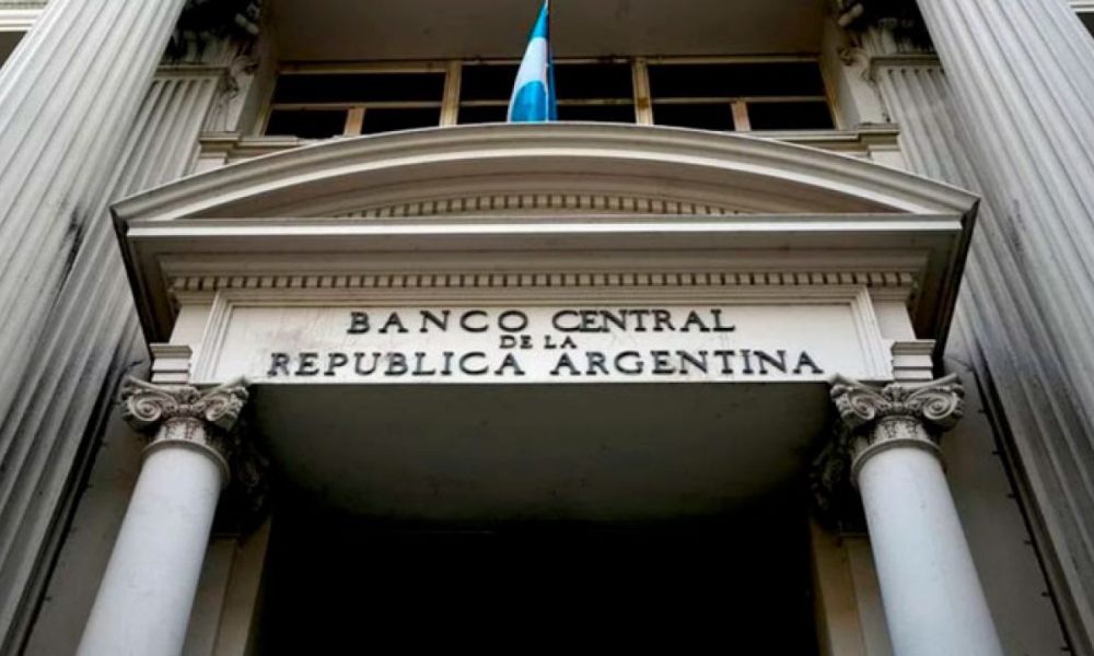 El Banco Central anticipa que el cepo cambiario se levantará