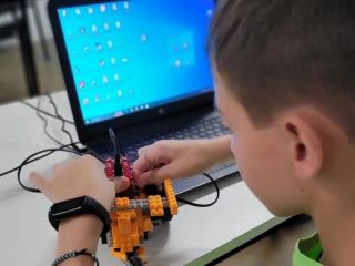 Marzo tecnol�gico en Pergamino: Talleres innovadores para que los chicos aprendan creando