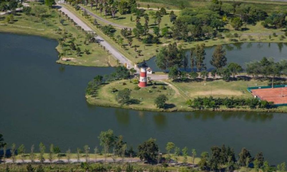 Lago Municipal de Colón