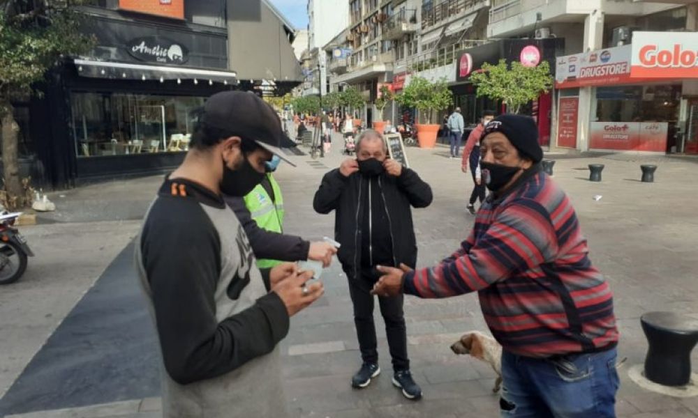 Defensa Civil en la calles