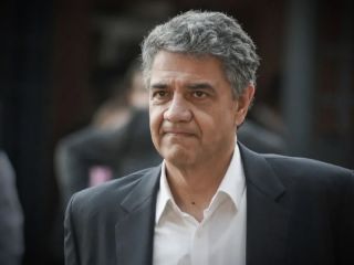 La Justicia frenó los desalojos ordenados por Jorge Macri