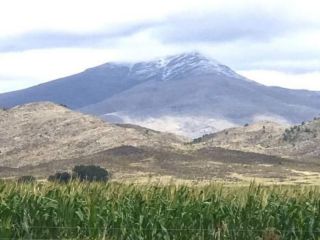El cerro Tres Picos amaneci nevado en pleno verano